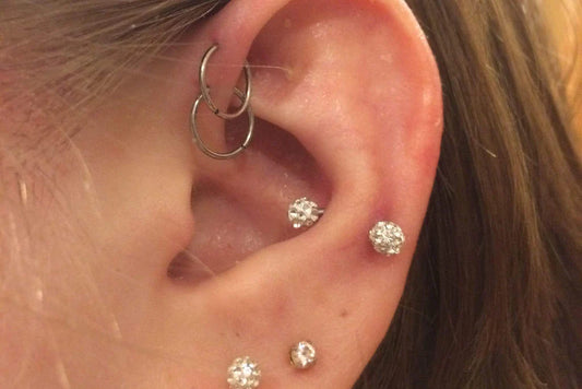 piercing snug oreja mujer