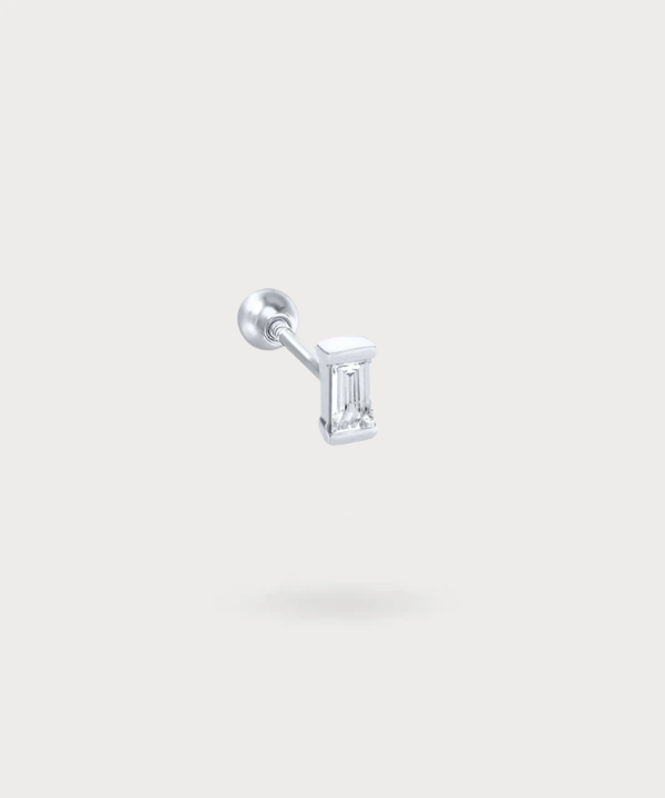 Diseño refinado y versátil del piercing Hélix Lisabel