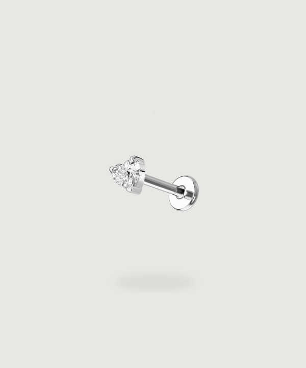 piercing oreja en plata con circonita