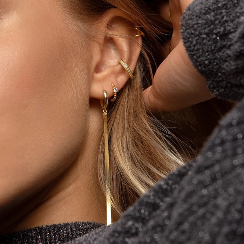 Pendientes colgantes con cadena serpiente en oro