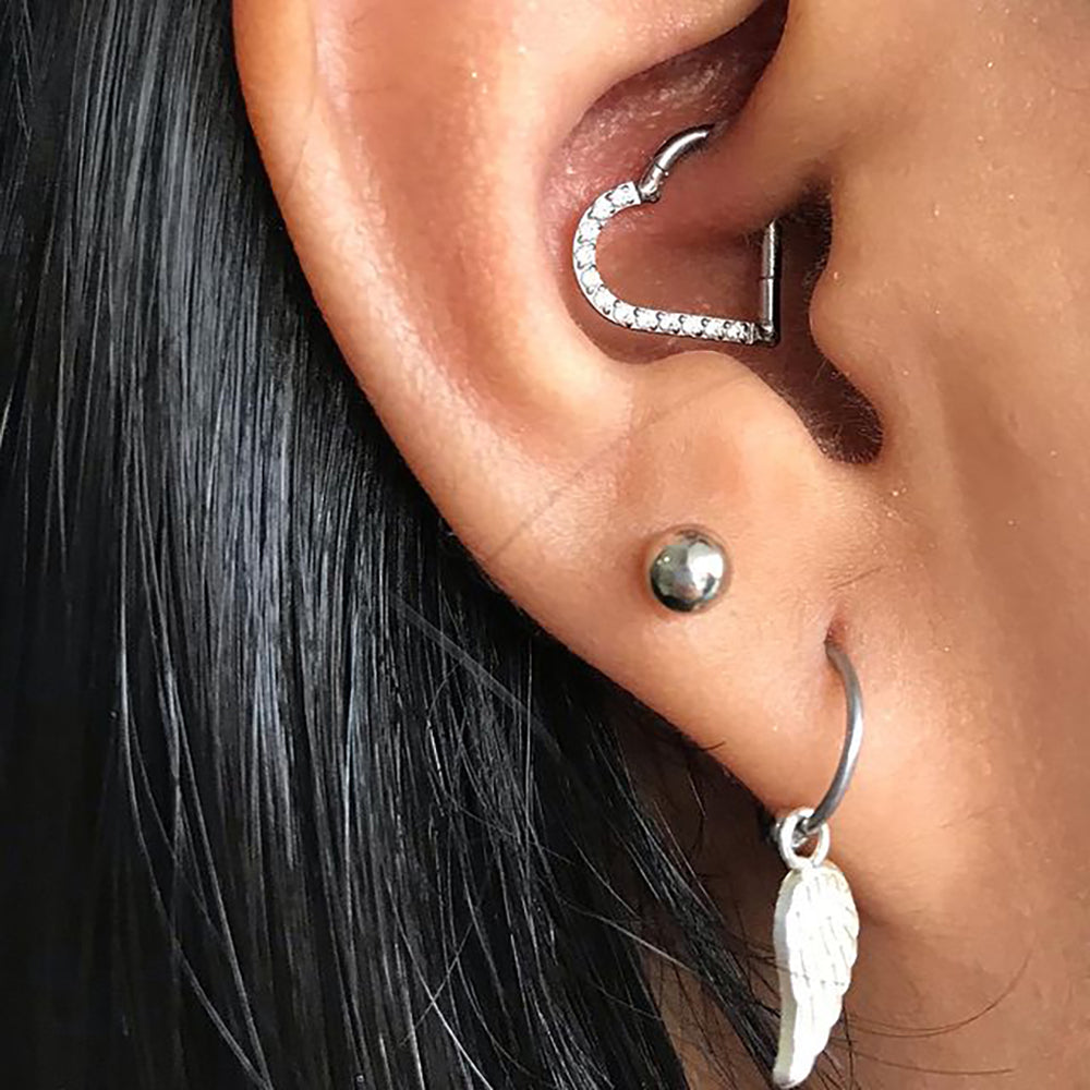 piercing oreja corazon Nuria Luna Joyeria Piercing daith