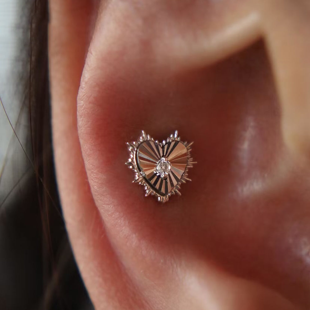 Piercing Con Corazón mujer