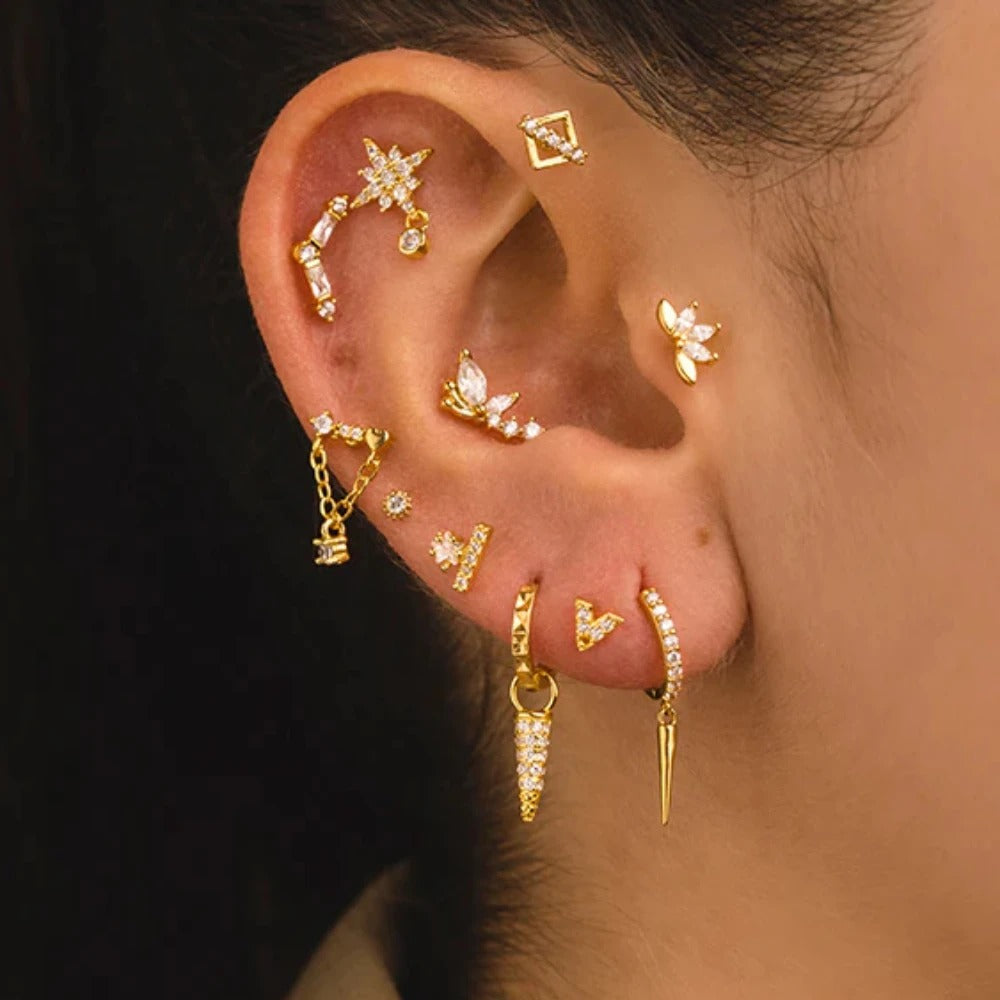 Diseño delicado del piercing Anti-Hélix Belkis para un estilo distinguido