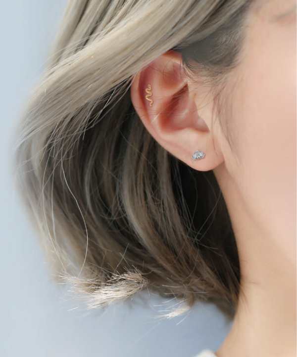 pendiente de serpiente dorado para mujer tragus