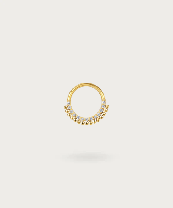 Piercing aro para Daith de oro con diseño de flores