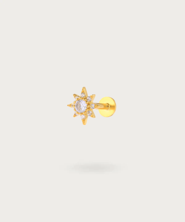 piercing solar oreja en oro