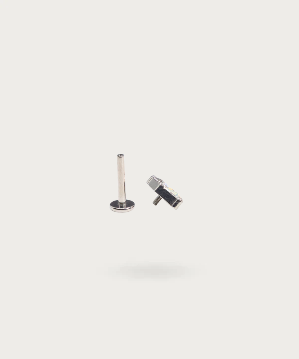 piercing titanio labret stud plata helix