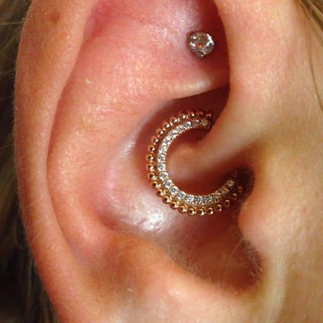 Delia | Piercing Aro Daith