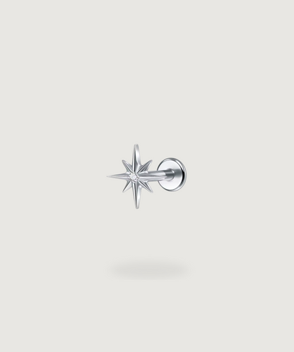 Piercing para oreja Sol en titanio plateado