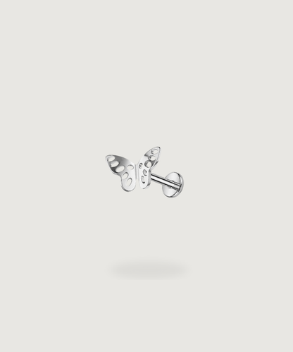 Piercing de oreja Estella con forma de mariposa en titanio chapado en plata