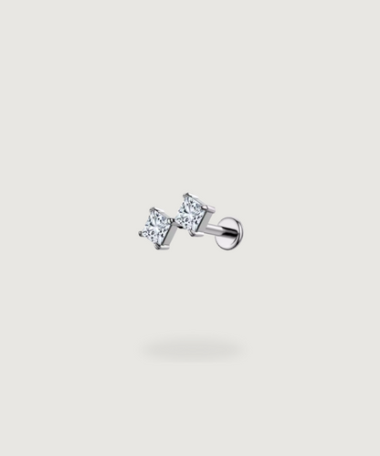 Nayra, un refinamiento sencillo para el Lóbulo, disponible en oro o plata