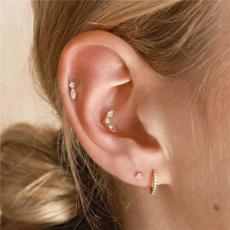 piercing helix oreja mujer